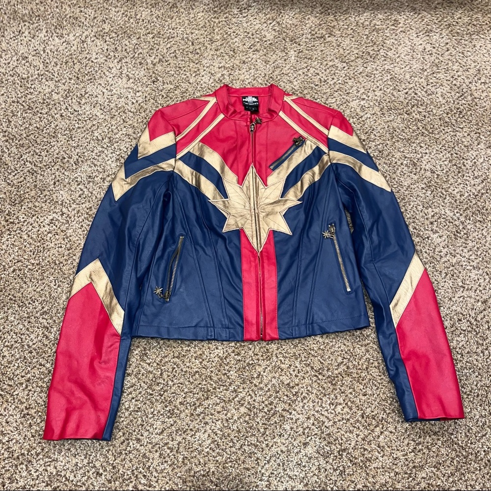 Captain Marvel by Her Universe Women's Leather-Look Jacket Size XS Cosplay Rare